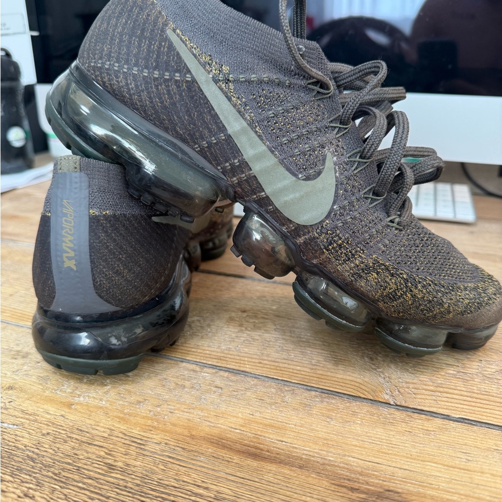 Nike Air VaporMax Flyknit Sneakers